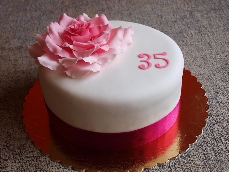 255